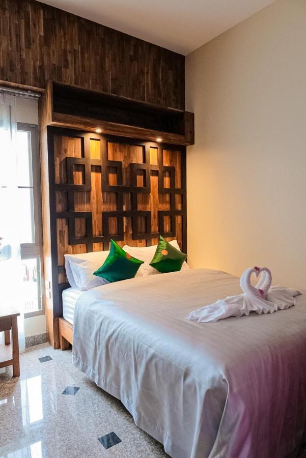 Cha Li'S Family Hotel&Hostel Pai Bagian luar foto